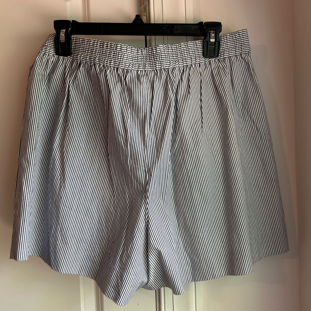 J. Crew NWOT Pleated Tie Shorts - Picture 5 of 7